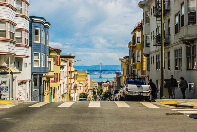 Ulice v San Franciscu.jpg